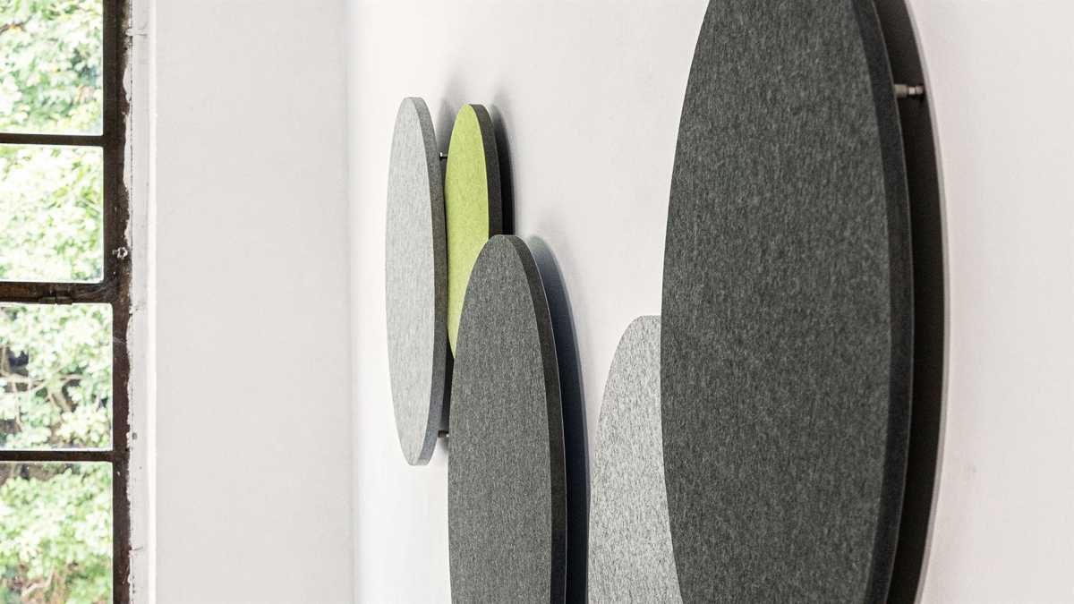 Wandgestaltung mit Schallabsorber an einer Wand